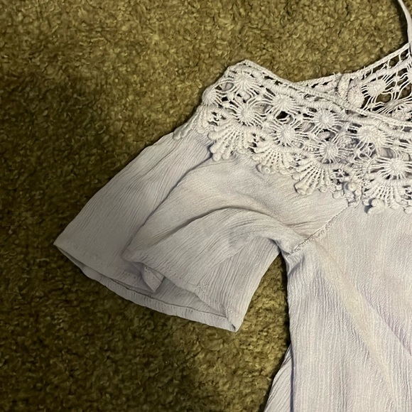 Jolt Pale Purple Cold Shoulder Blouse Size Medium - Picture 5 of 8